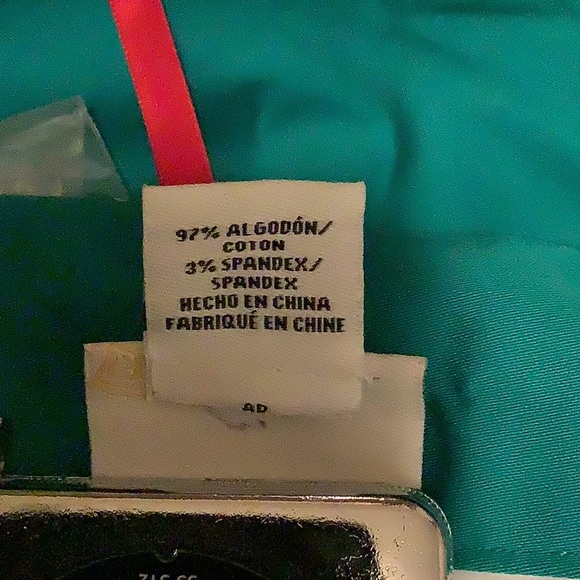 Ruby Rd Favorite Woman capri - Picture 6 of 6